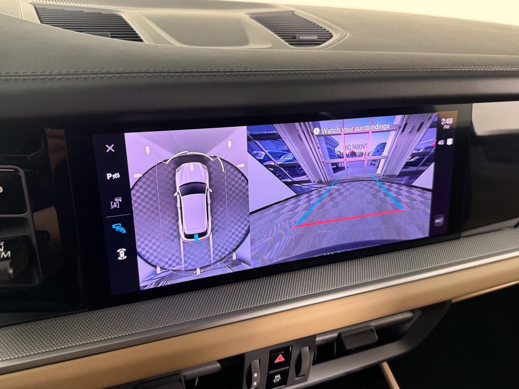 Certified 2024 Porsche Cayenne AWD/4WD image 29
