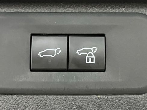 Used 2024 Toyota Grand Highlander AWD Hybrid image 15