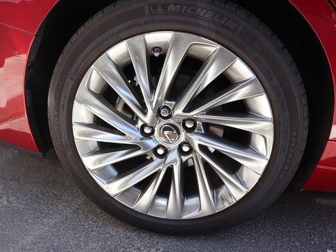Used 2022 Lexus ES 350 w/ Accessory Package FWD image 16