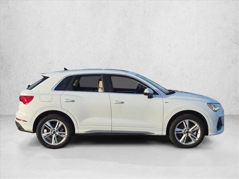 Certified 2024 Audi Q3 2.0T Premium Plus AWD/4WD image 4