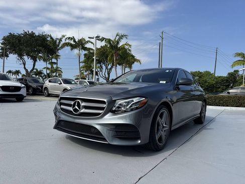 Used 2018 Mercedes-Benz E 300 4MATIC image 31