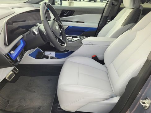 New 2026 Cadillac Optiq Luxury 1 image 11