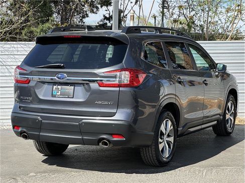 Used 2023 Subaru Ascent Premium w/ Convenience Package AWD/4WD image 10