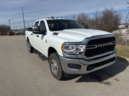 Used 2024 RAM 3500 Tradesman w/ Chrome Appearance Group AWD/4WD image 2