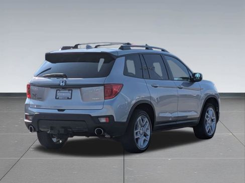 Certified 2024 Honda Passport EX-L image 5