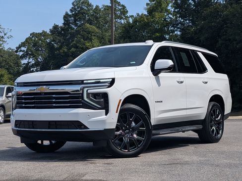 Used 2026 Chevrolet Tahoe LT w/ Comfort Package AWD/4WD image 4