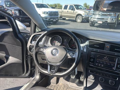 Used 2018 Volkswagen Golf Alltrack S AWD/4WD image 23