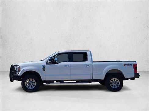 Used 2019 Ford F250 Lariat w/ Chrome Package image 7