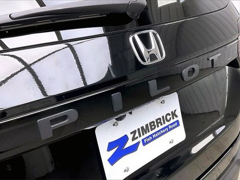 Certified 2023 Honda Pilot EX-L image 9