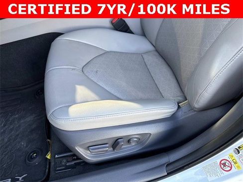 Used 2019 Toyota Camry XSE image 15