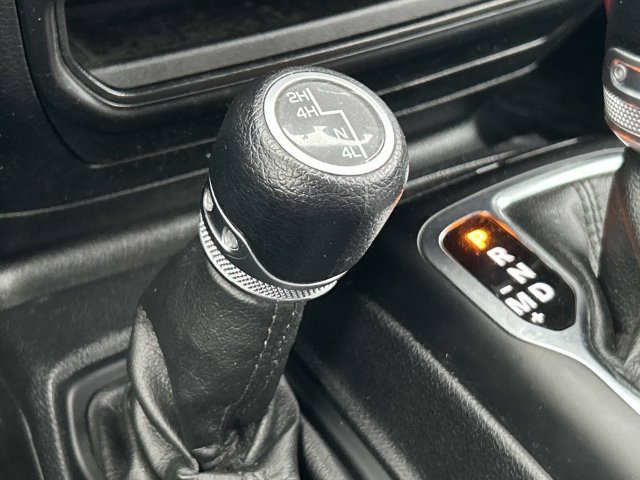 Used 2021 Jeep Gladiator Sport AWD/4WD image 24