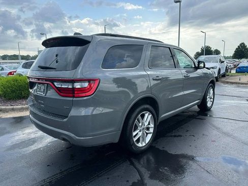 Used 2021 Dodge Durango GT image 3