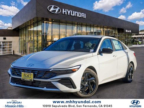 New 2026 Hyundai Elantra SEL Sport FWD image 1