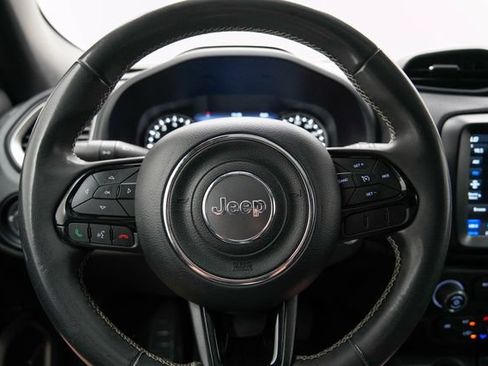 Used 2021 Jeep Renegade Latitude w/ Sun & Sound Group AWD/4WD image 31