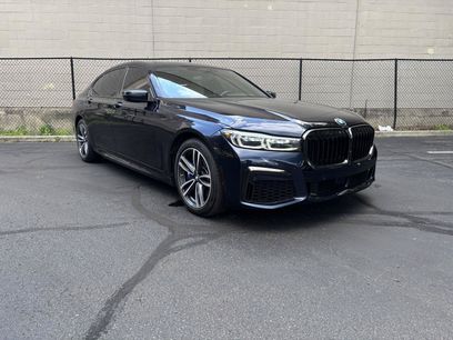 Used 2022 BMW 750i xDrive w/ Executive Package
