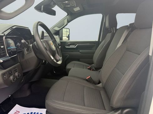 Used 2024 Chevrolet Silverado 2500 LT w/ All Star Edition image 9