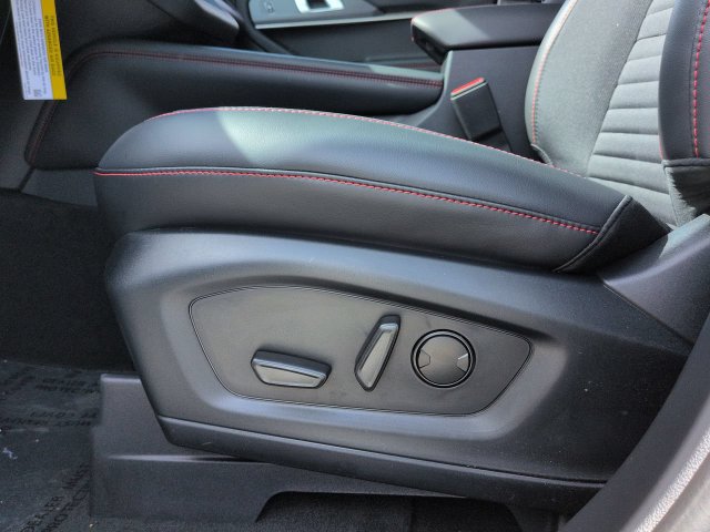 New 2027 Ford Explorer ST-Line w/ Premium Package RWD image 19