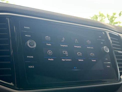 Certified 2021 Volkswagen Atlas SEL R-Line AWD/4WD image 24