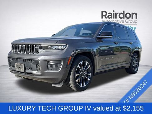 Used 2022 Jeep Grand Cherokee L Overland w/ Advanced Protech Group III AWD/4WD image 3