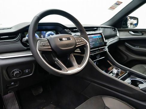 New 2026 Jeep Grand Cherokee 4WD image 24