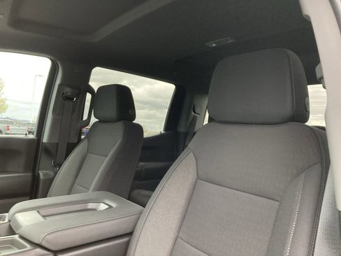 Used 2024 Chevrolet Silverado 1500 Custom Trail Boss w/ LPO, Dark Essentials Package image 23