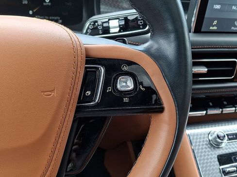 Certified 2023 Lincoln Aviator Black Label w/ Dynamic Handling Package AWD/4WD image 22