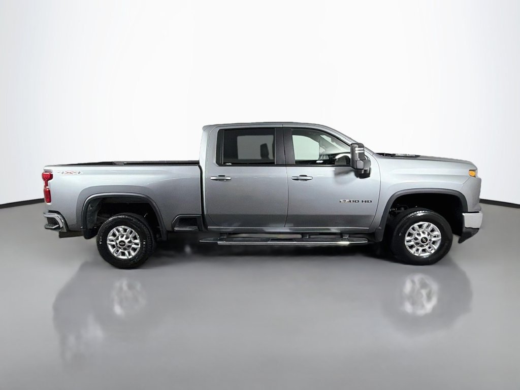 Used 2026 Chevrolet Silverado 2500 LT AWD/4WD image 8