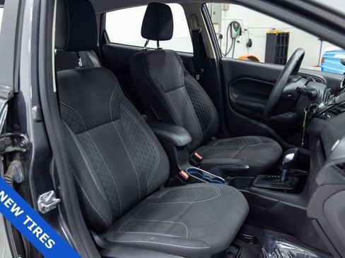 Used 2018 Ford Fiesta SE w/ Equipment Group 201A FWD image 26