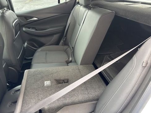 Used 2022 Buick Encore GX Preferred image 15