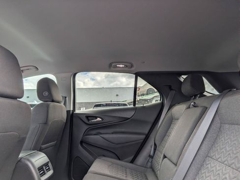 Used 2024 Chevrolet Equinox LT AWD/4WD image 11