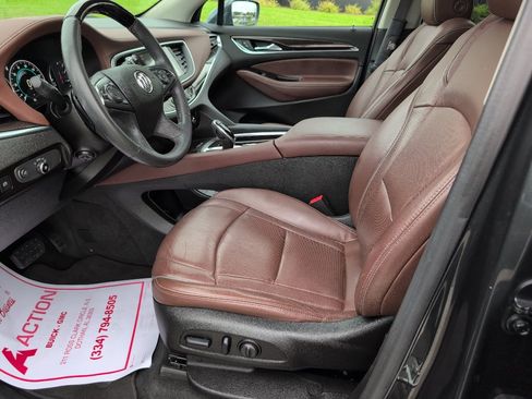 Used 2018 Buick Enclave Avenir w/ Avenir Technology Package image 20
