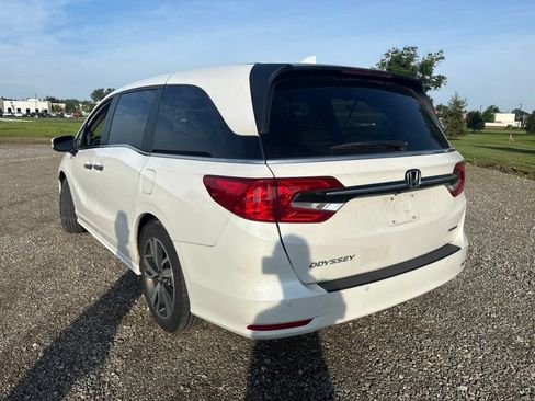 Used 2024 Honda Odyssey Touring image 8