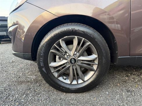 Used 2015 Hyundai Tucson GLS w/ Option Group 02 FWD image 9