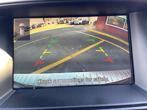 Used 2020 Nissan Pathfinder S image 22