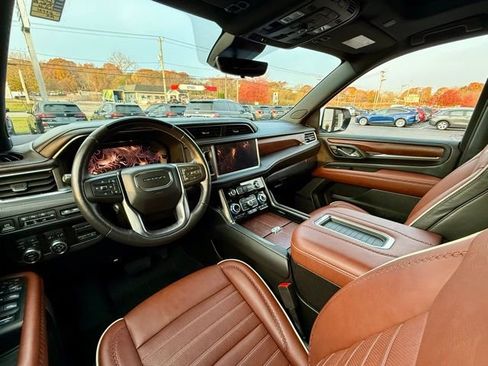 Used 2024 GMC Yukon Denali Ultimate image 24