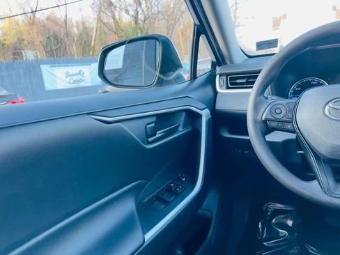 Used 2020 Toyota RAV4 LE w/ All Weather Liner Package image 19