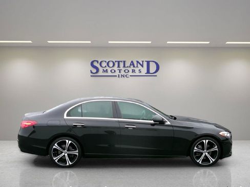 Used 2025 Mercedes-Benz C 300 Sedan image 5