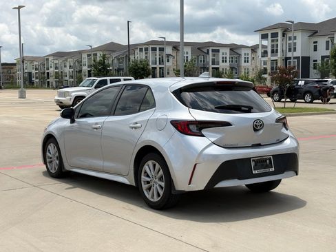 Used 2024 Toyota Corolla SE FWD image 5