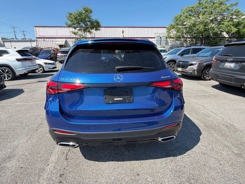 Used 2023 Mercedes-Benz GLC 300 4MATIC w/ Pinnacle Trim Package image 2