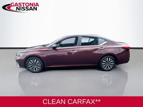 Used 2025 Nissan Altima 2.5 SV FWD image 5