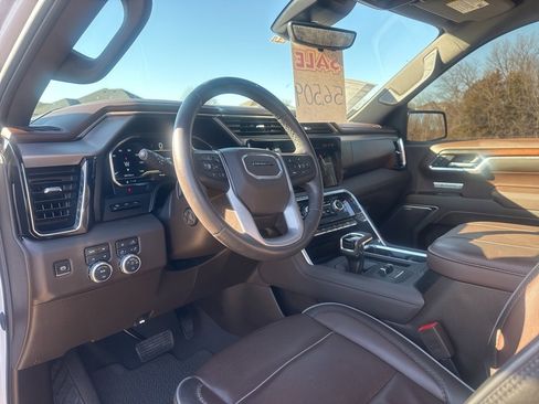 Used 2024 GMC Sierra 1500 Denali image 17