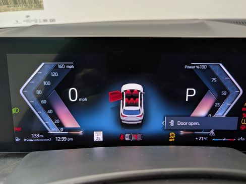 Used 2026 BMW X5 sDrive40i w/ Parking Assistance Package image 18