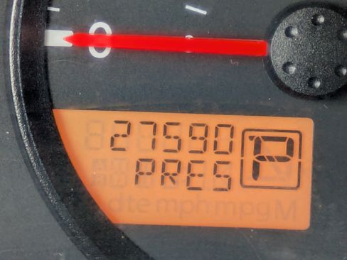 Used 2021 Nissan Frontier SV RWD image 26