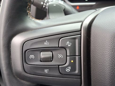 Used 2023 GMC Sierra 1500 AT4 w/ Technology Package image 23