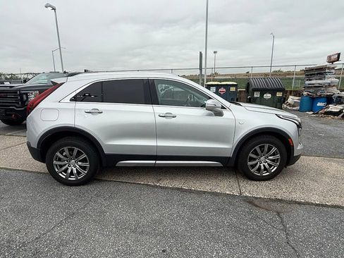 Used 2019 Cadillac XT4 Premium Luxury w/ Enhanced Visibility Package AWD/4WD image 2