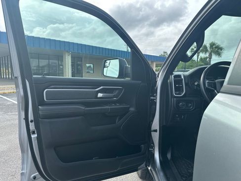 Used 2022 RAM 1500 Big Horn AWD/4WD image 11