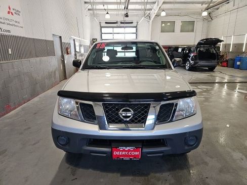 Used 2015 Nissan Frontier S image 8