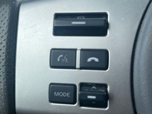 Used 2017 Nissan Frontier SV w/ SV Value Truck Package image 11