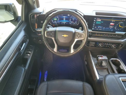 Used 2022 Chevrolet Silverado 1500 LTZ w/ LTZ Premium Package image 14