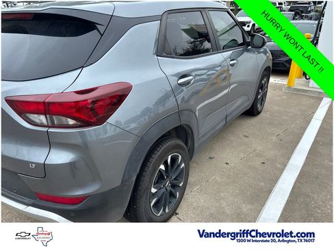 Used 2021 Chevrolet TrailBlazer LT w/ Convenience Package FWD image 4